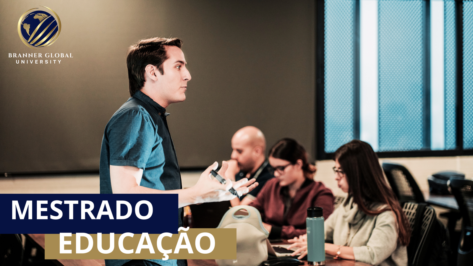 Cópia de Postdoctoral in Law (250 x 250 px) (Banner para YouTube).png